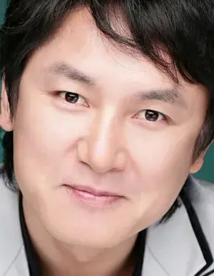 بیوگرافی Yong Hyun Yoon