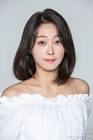 بیوگرافی Sang Eun Ahn