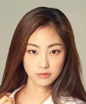 بیوگرافی Soo Jin Jeon