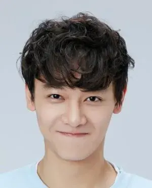 بیوگرافی Zhen Han Qiu