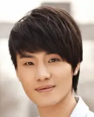 بیوگرافی Yan Ming Li