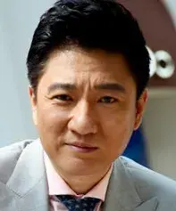 بیوگرافی Qing Han
