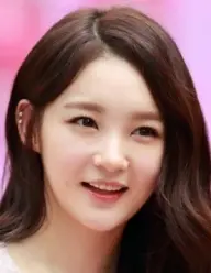 بیوگرافی Min Kyung Kang