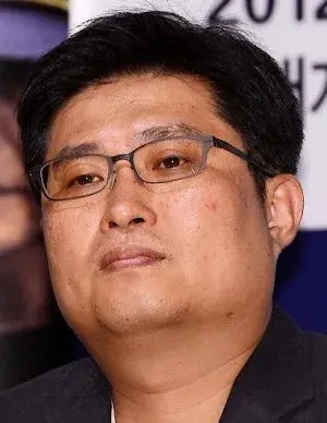 بیوگرافی Hwi Kim