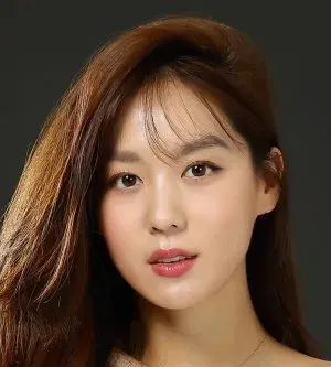 بیوگرافی Hee Jung Kim