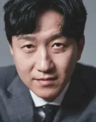 بیوگرافی Se Woong Yoon