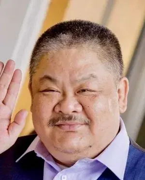 بیوگرافی Xue Lin