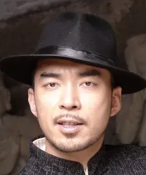 بیوگرافی Yang Guang Shan