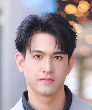 بیوگرافی Leo Saussay