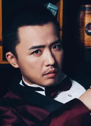 بیوگرافی Liang Chen