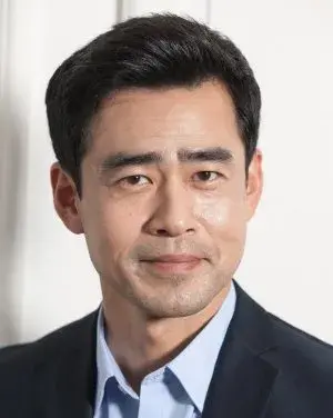 بیوگرافی Chang Hyun Han