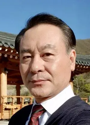 بیوگرافی Moon Kyung Kang