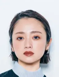 بیوگرافی Yumi Adachi