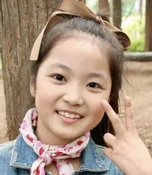 بیوگرافی Ye Sun Lee