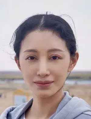 بیوگرافی Ying Jue Hou