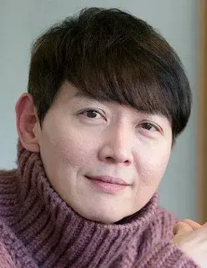 بیوگرافی Gun Myung Lee