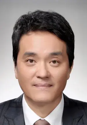 بیوگرافی Jong Hwan Choi