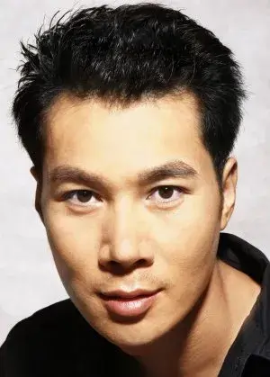 بیوگرافی Jun Zhe Qin