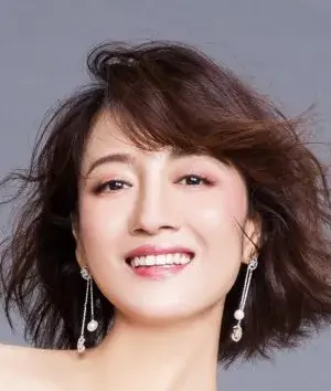 بیوگرافی Yi Xian Li