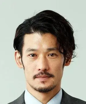 بیوگرافی Yasushi Fuchikami