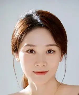 بیوگرافی Hui Zhou