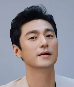 بیوگرافی Young Joon Choi