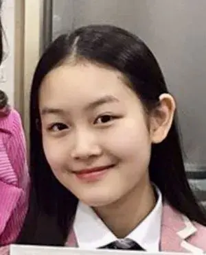 بیوگرافی Yoon Young Park