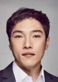 بیوگرافی Young Woo Choi