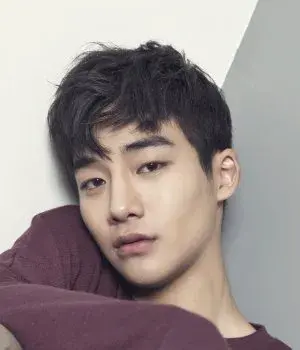 بیوگرافی Yul Kang