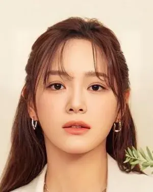 بیوگرافی Se Jeong Kim