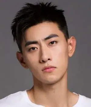 بیوگرافی Tian Yi Hu