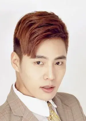 بیوگرافی Zhuang Xia Bo