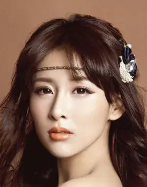 بیوگرافی Qing Jia