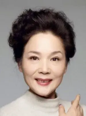 بیوگرافی Qing Yang