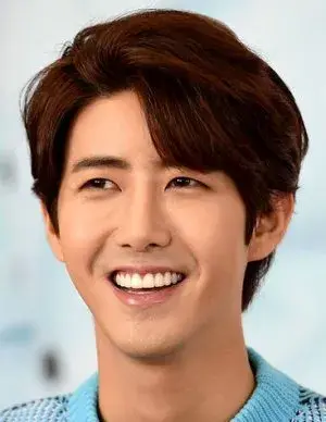بیوگرافی Kwang Hee Hwang