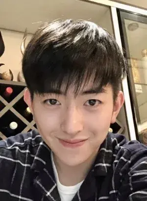 بیوگرافی Xing Yu He