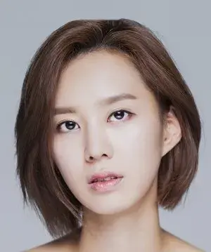 بیوگرافی So Yeon Ji