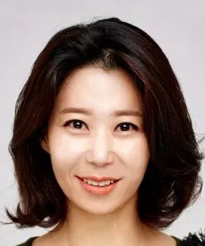بیوگرافی Hee Jung So