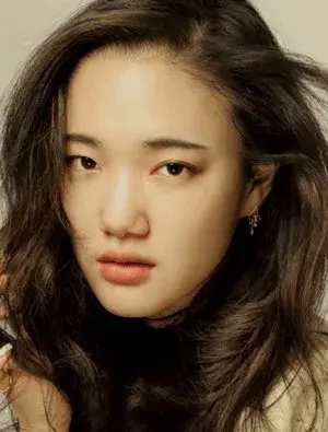 بیوگرافی Soo Hyun Son