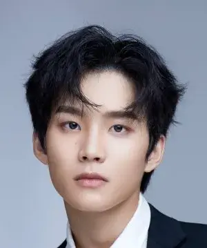 بیوگرافی Yan Chen Zhou