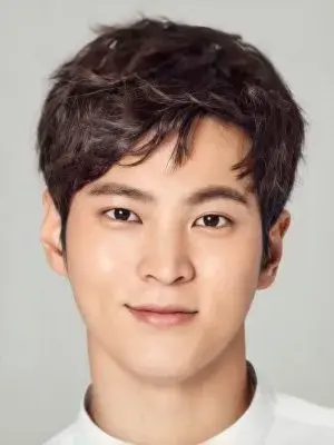 بیوگرافی Jun Won Moon