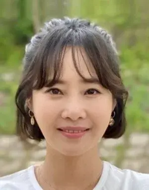 بیوگرافی Kyung Hun Kang