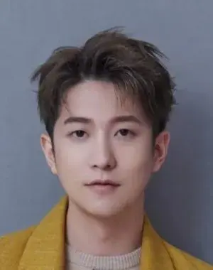 بیوگرافی Jin Yang Li