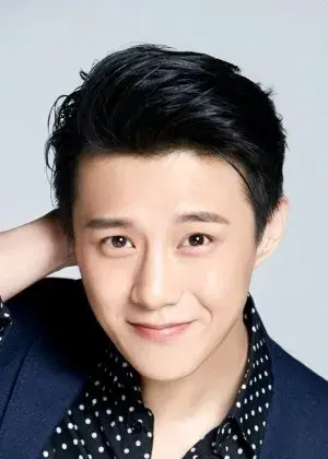 بیوگرافی Gong Liang Wang