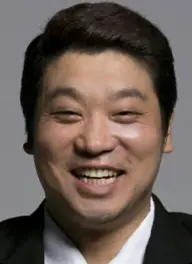 بیوگرافی Byung Hoon Yoo