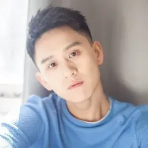 بیوگرافی Bo Zhi Zhang