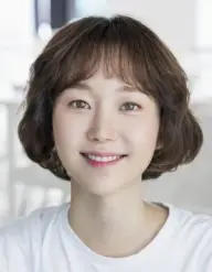 بیوگرافی Yoo Young Lee