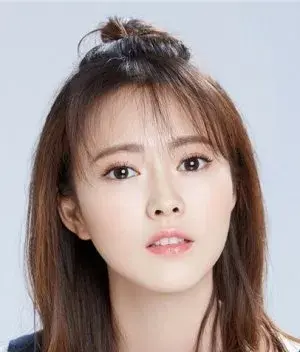 بیوگرافی Yi Fang Xu