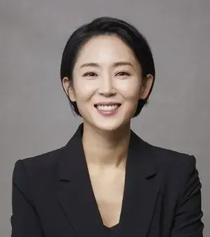 بیوگرافی Ji Yoon Son