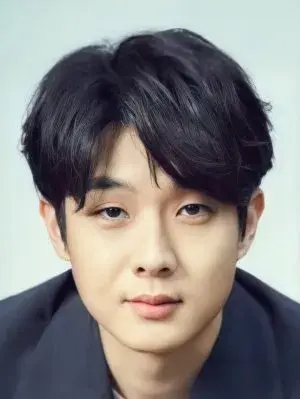 بیوگرافی Woo Shik Choi